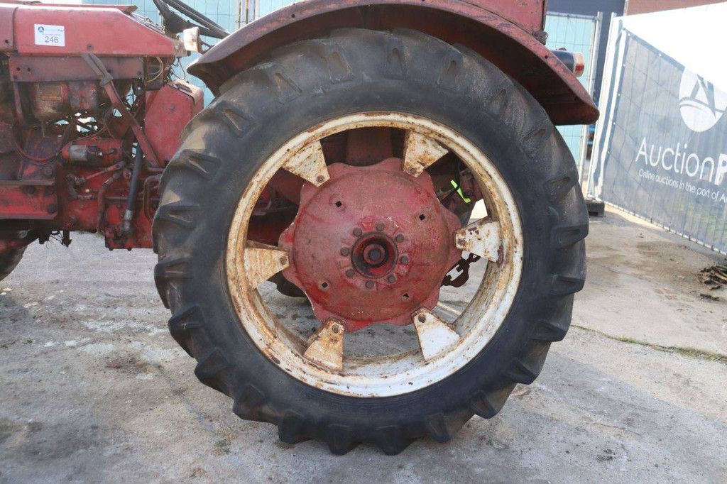 Traktor International Harvester Co. 504 D Diesel