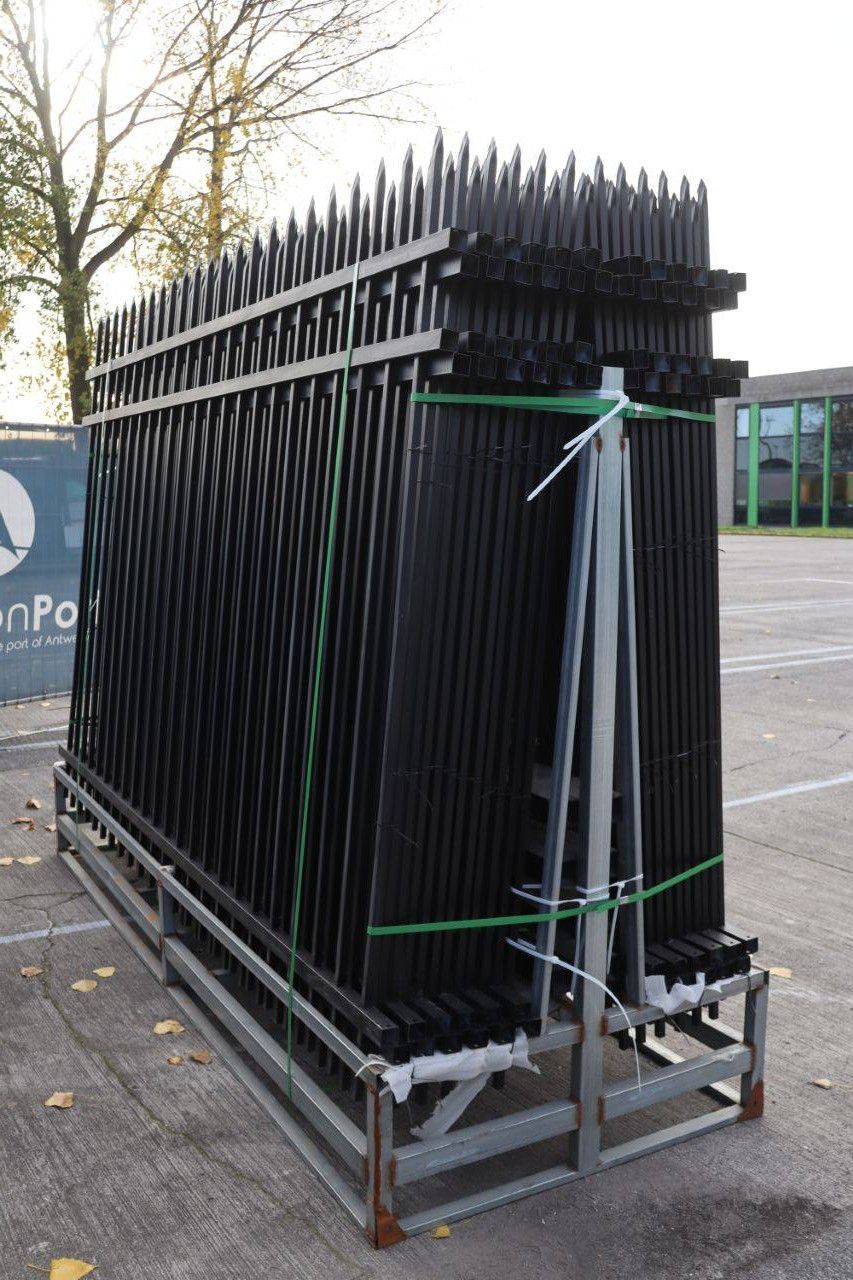 Zaun 72 x 1,8 m mit Pfosten (neu)