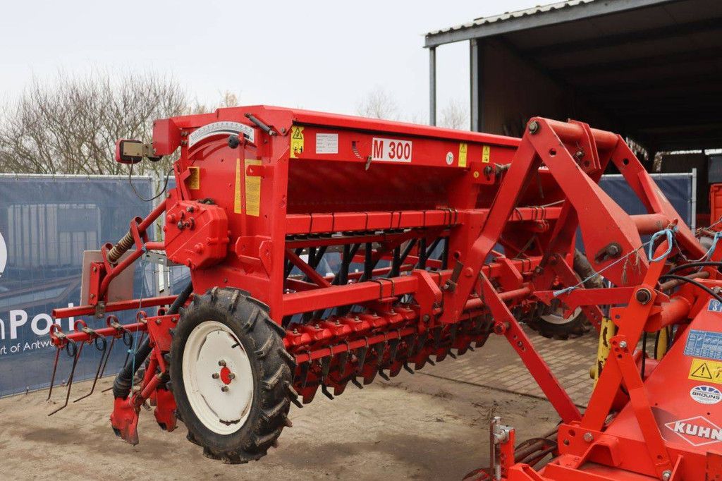 Seeder Gaspardo M300 2002 (Margin)