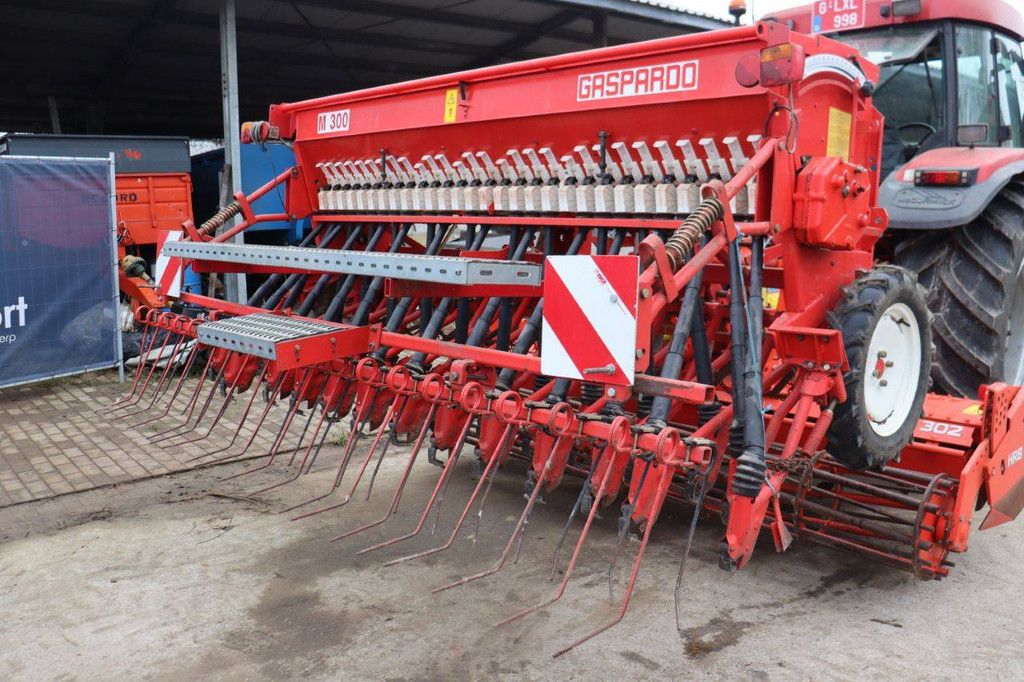 Seeder Gaspardo M300 2002 (Margin)