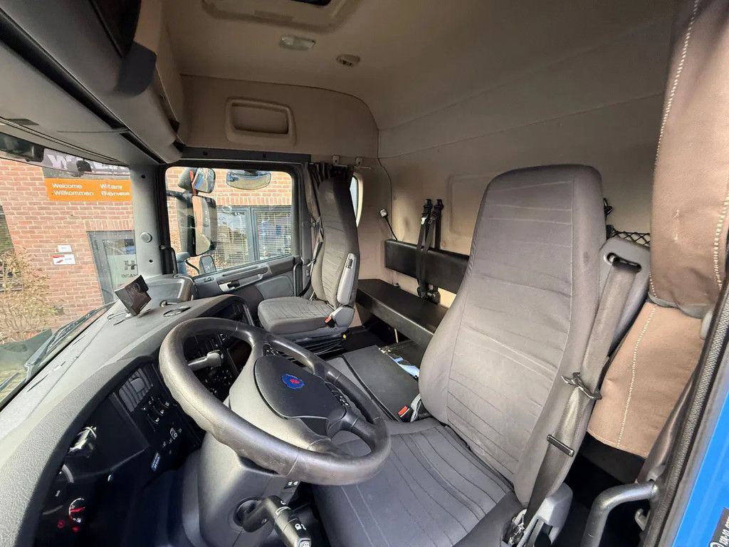Scania R360 4X2 Koffer AHK Lesauto 393.473KM! EURO 5