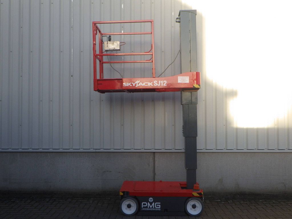 Skyjack SJ12 Elektrischer Mastlift 5,48 m 2016