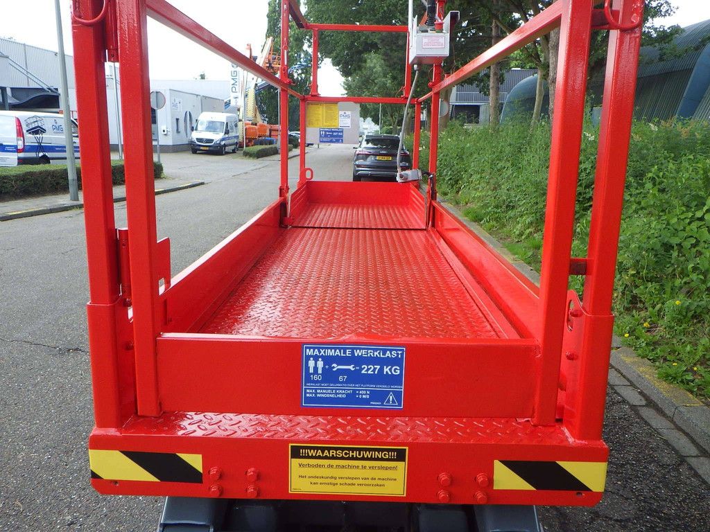 Scissor lift Skyjack SJ3226 9.92m Electric 2018