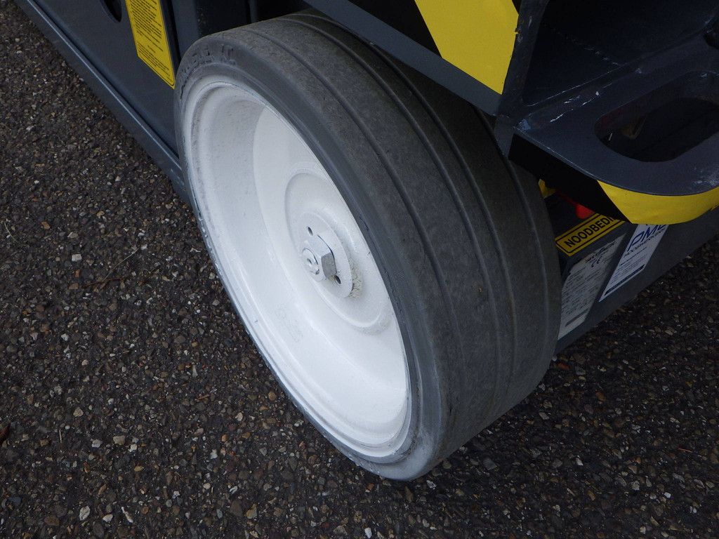 Scissor lift Skyjack SJ3226 9.92m Electric 2018