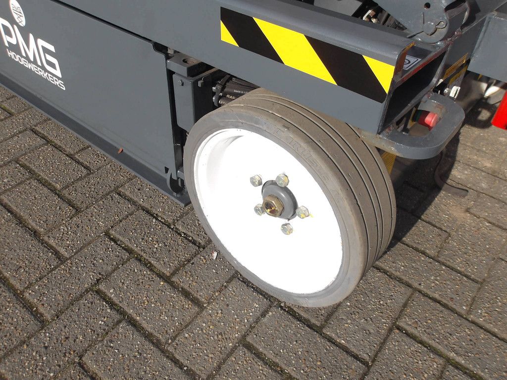 Scherenhebebühne Skyjack SJ4632 11,75 m elektrisch 2016 bei Nieuwe Vlemmix