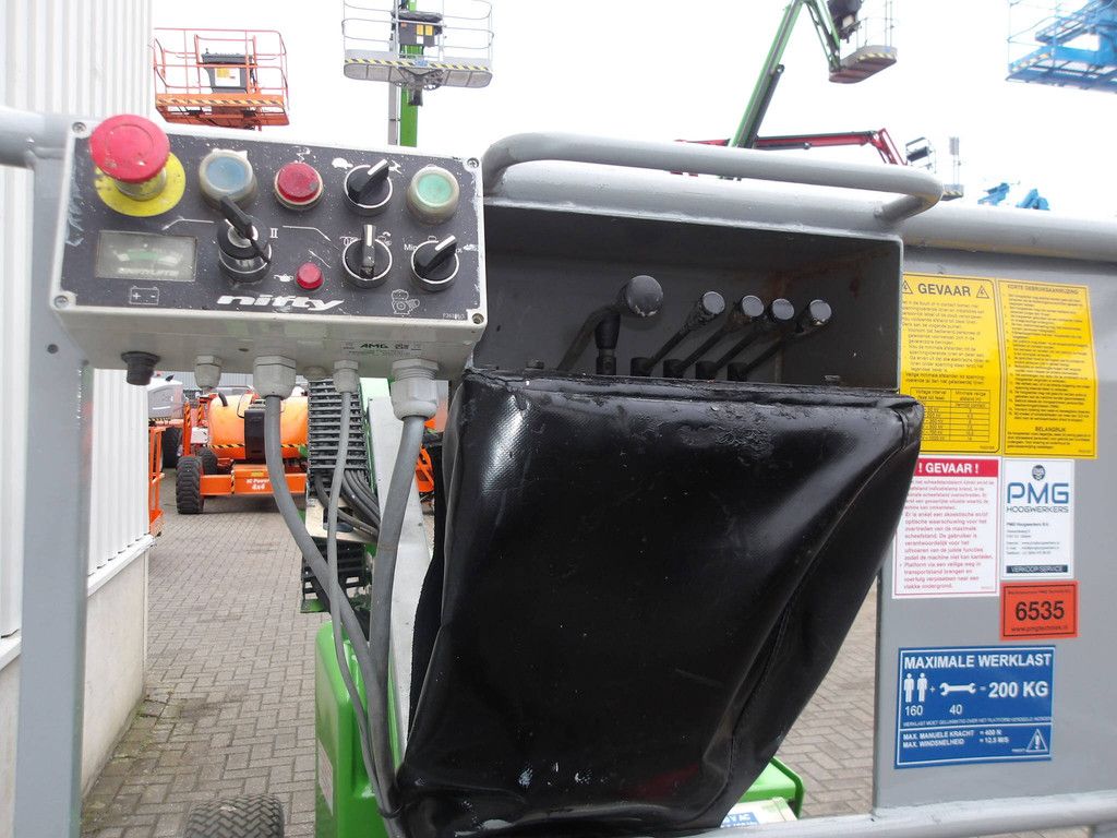 Nifty HR12NDE 12.20m Bi-energy articulated boom lift 2017