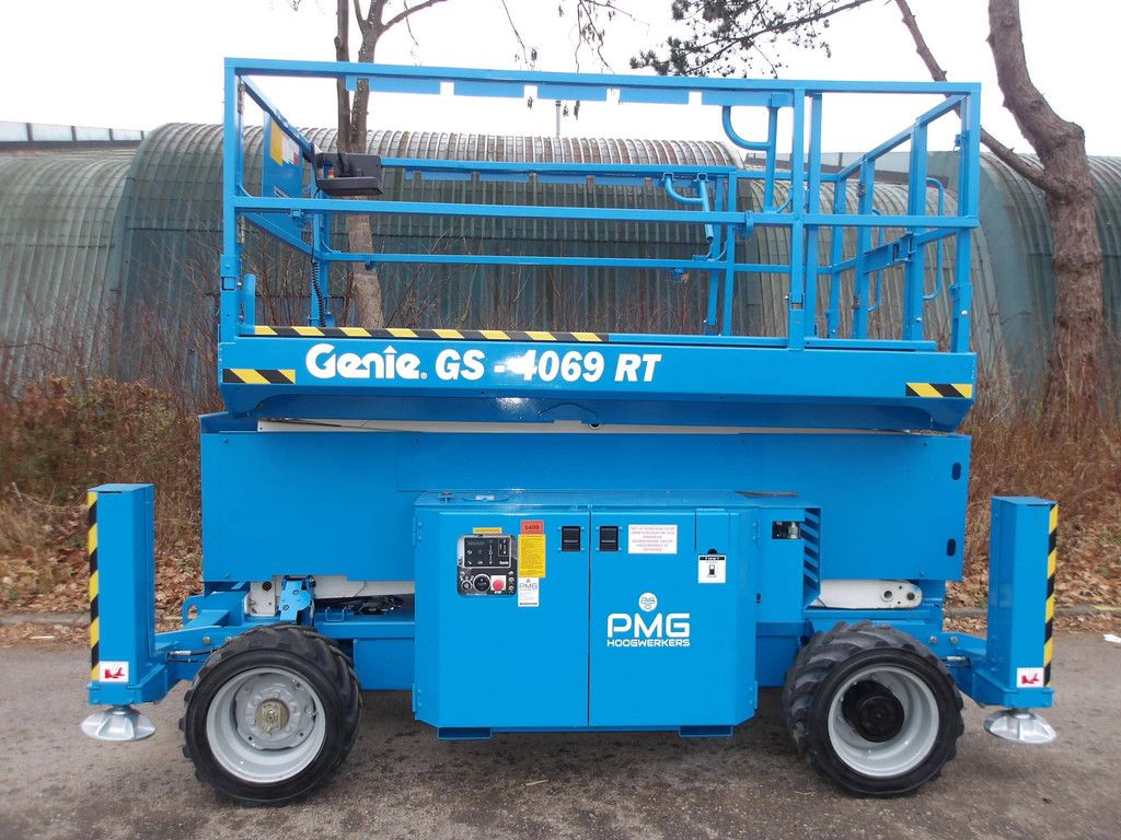 Genie GS-4069RT 14.3m Diesel Rough Terrain Scissor Lift 2017