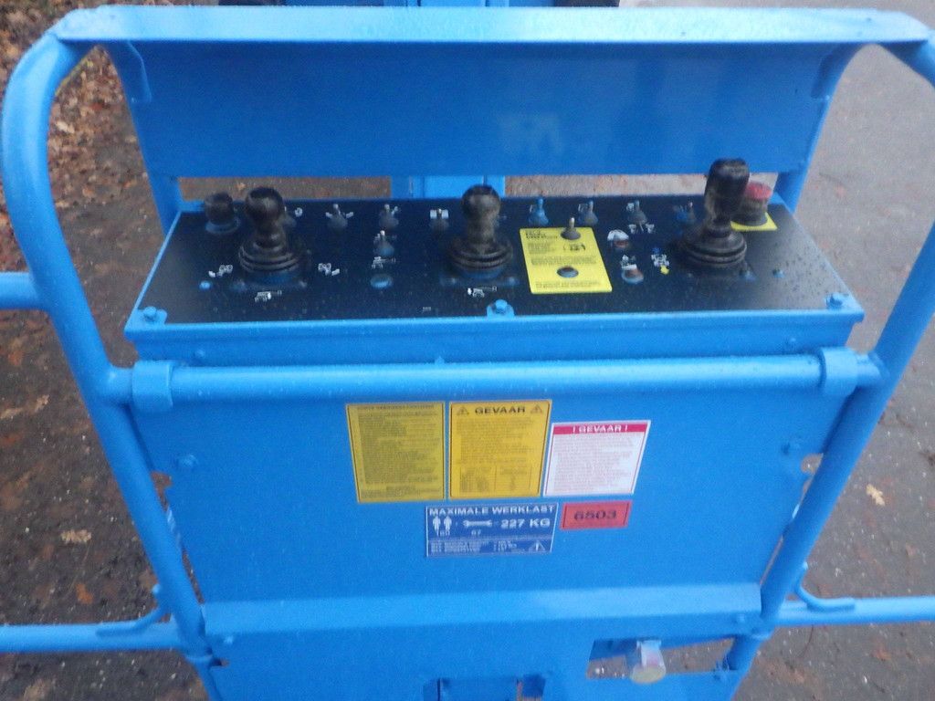 Genie Z-60 20m Diesel Articulated Boom Lift 2012