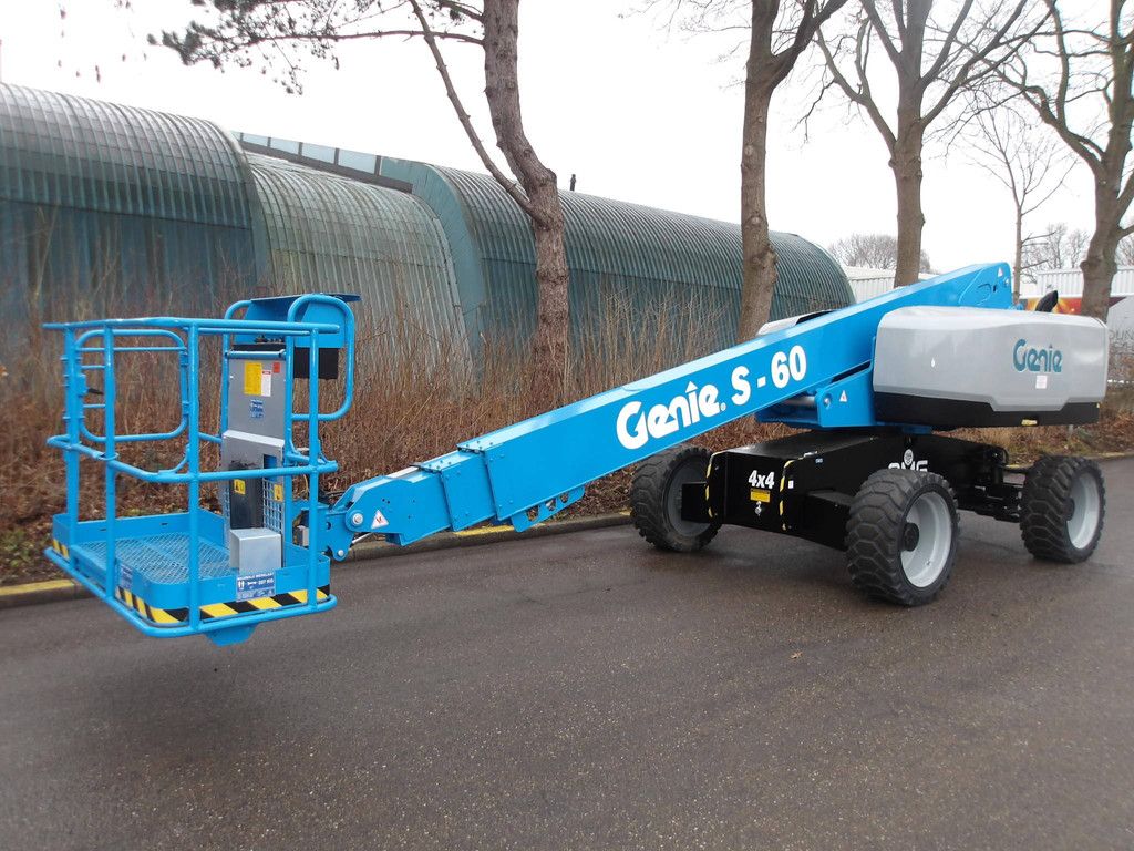 Telescopic boom lift Genie S-60 20.30m Diesel 2016