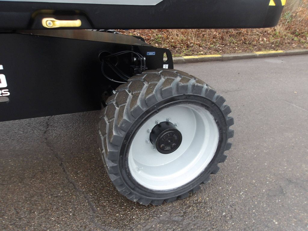 Telescopic boom lift Genie S-60 20.30m Diesel 2016