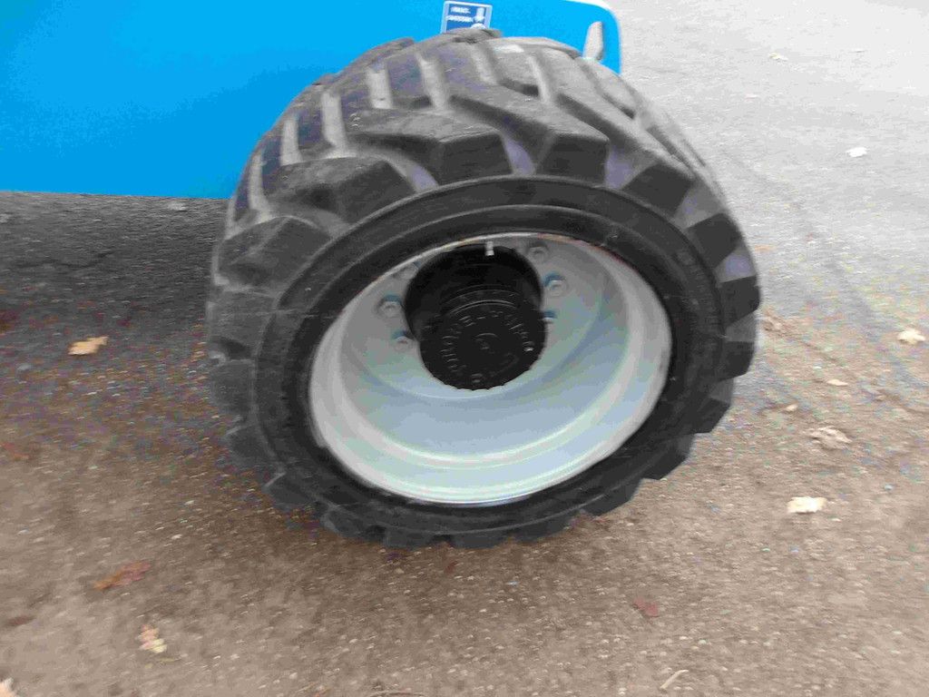 Telescopic boom lift Genie S85 27.91m Diesel 2013