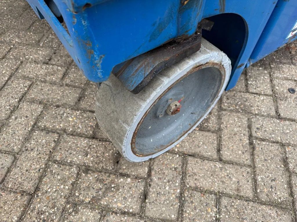 Haulotte Compact 14 Hoogwerker Schaarhoogwerker