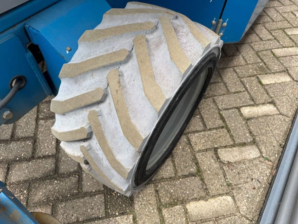 Genie GS3369DC Hoogwerker Schaarhoogwerker