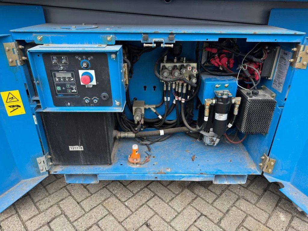 Genie GS3369DC Hoogwerker Schaarhoogwerker