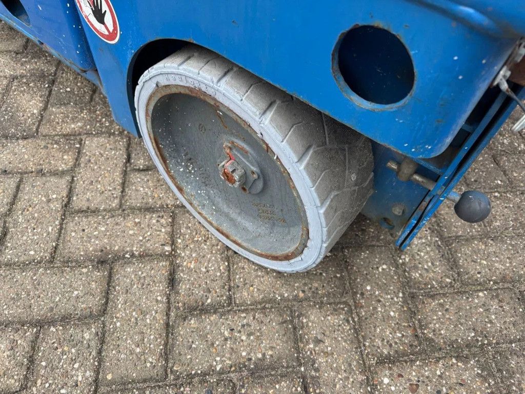 Haulotte Compact 14 Hoogwerker Schaarhoogwerker