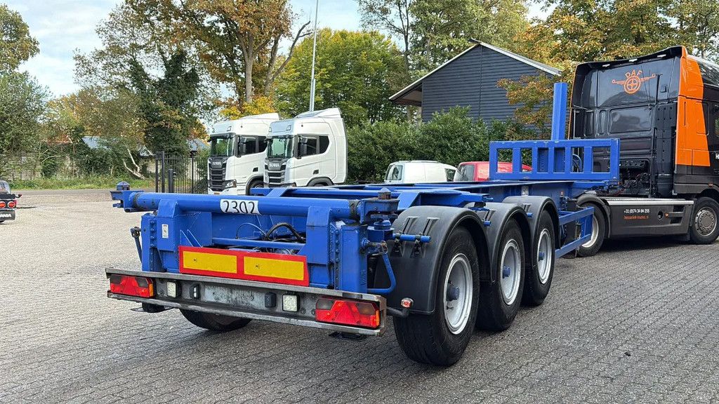 Hendricks 20ft container Kippchassis 24V hydraulic Self support!