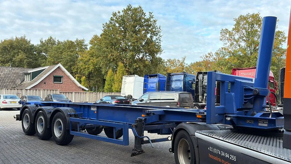 Hendricks 20ft container Kippchassis 24V hydraulic Self support!