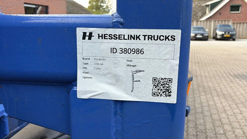 Hendricks 20ft container Kippchassis 24V hydraulic Self support!