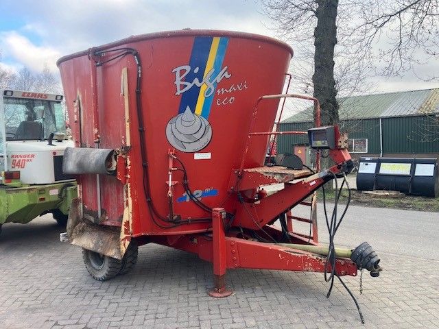 Gebruikte Peecon Biga Maxi eco getrokken voermengwagen