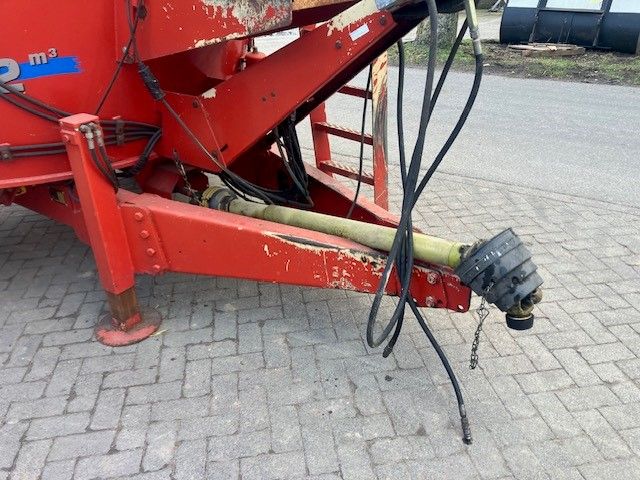 Gebruikte Peecon Biga Maxi eco getrokken voermengwagen