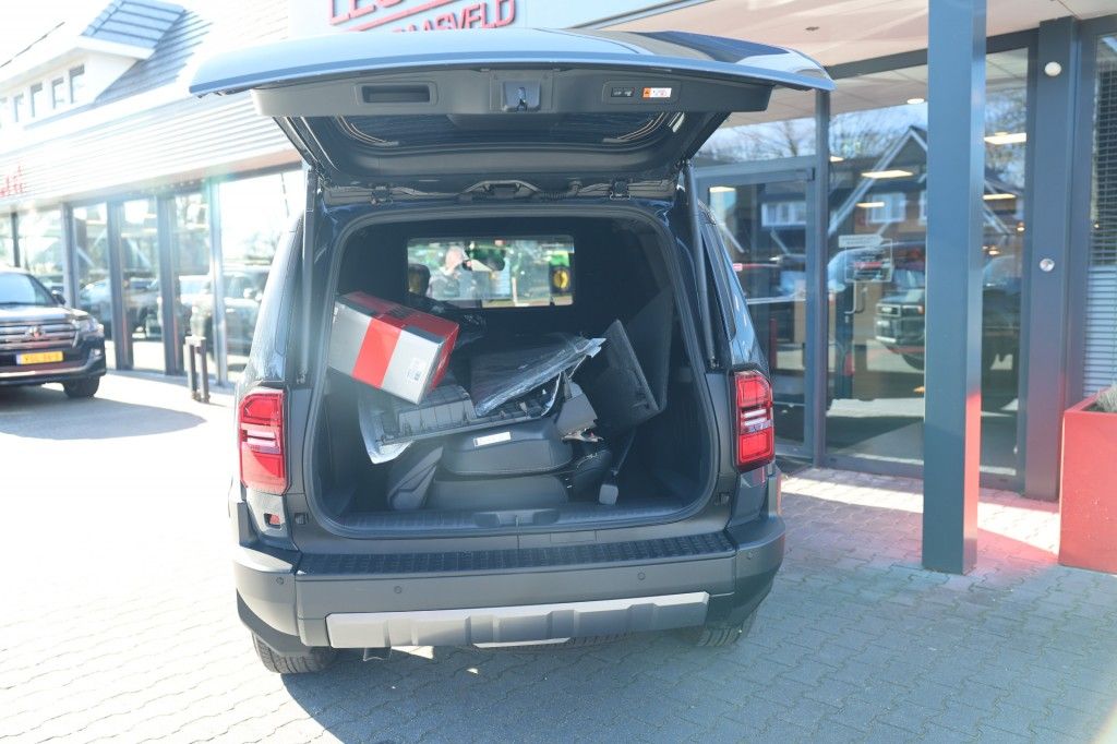 Toyota Landcruiser 250 2.8 D-4D 5DRS ELEGANCE A/T VAN BPM VRIJ