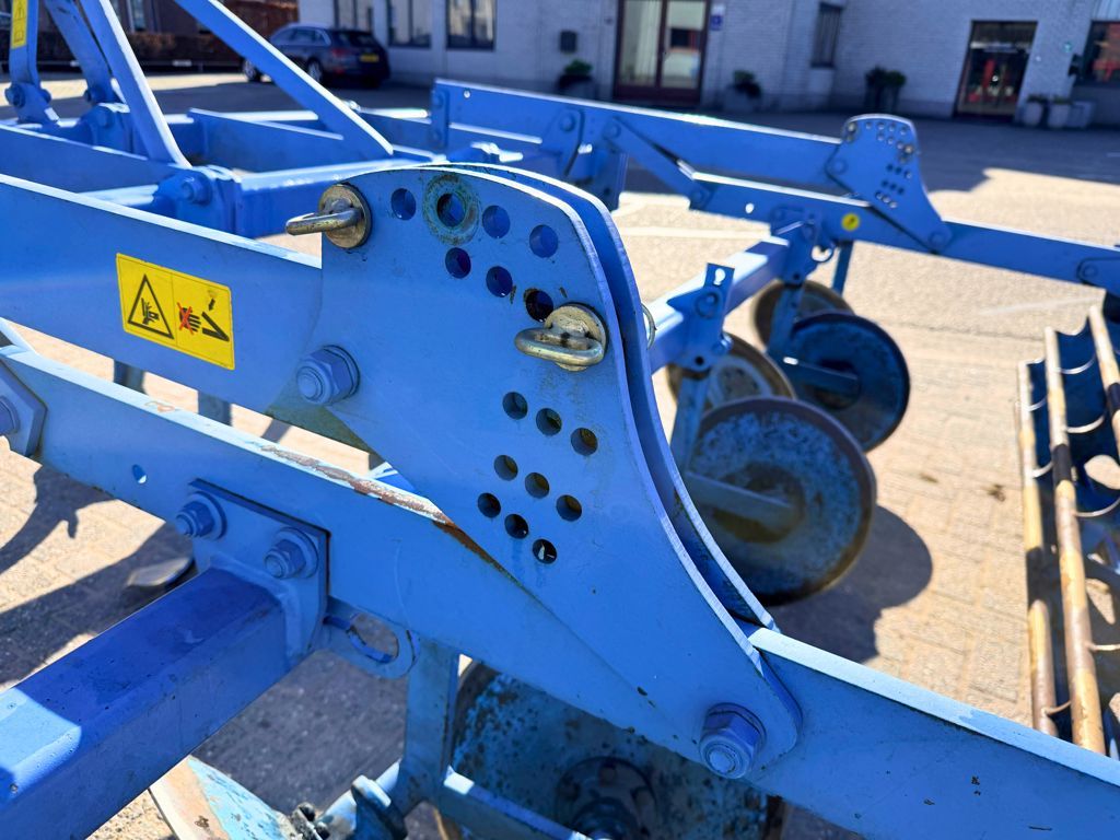 Lemken Smaragd 9/300 Cultivator