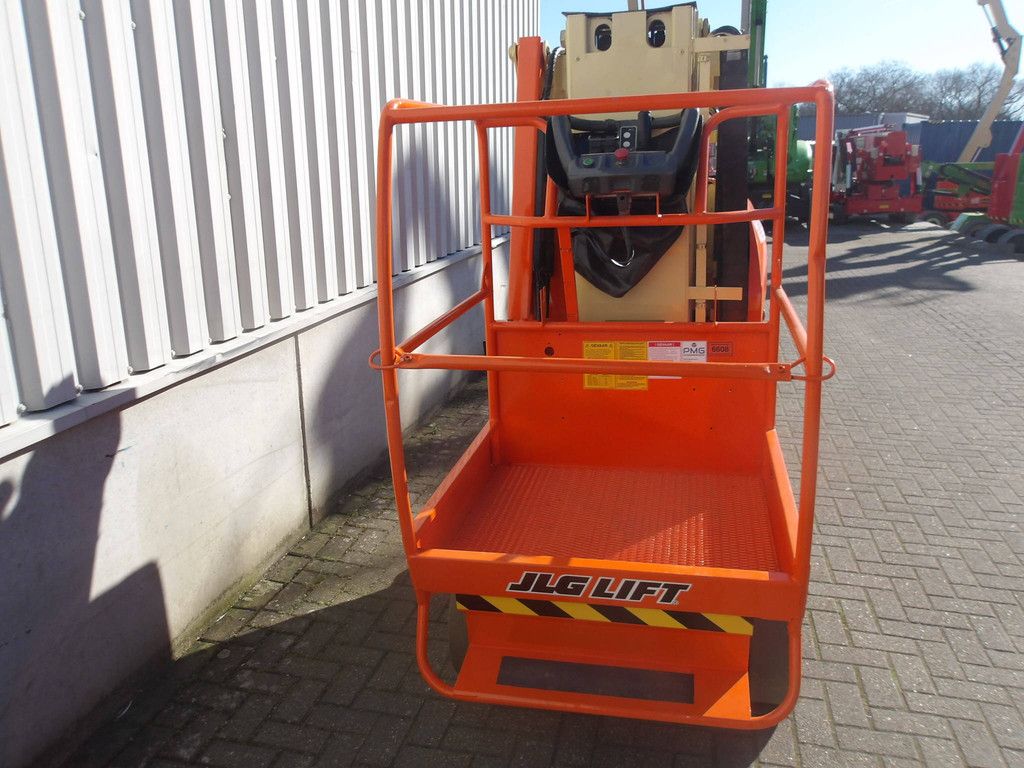 Mast lift Toucan 8E 8.20m Electric 2011