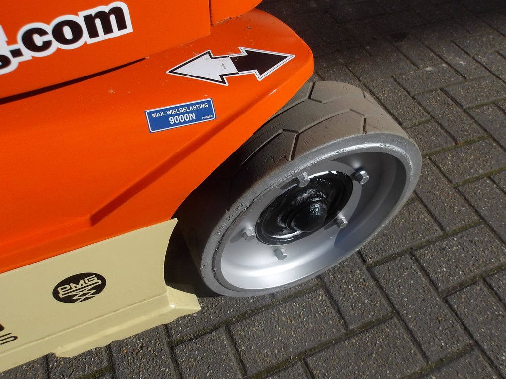 Mast lift Toucan 8E 8.20m Electric 2011