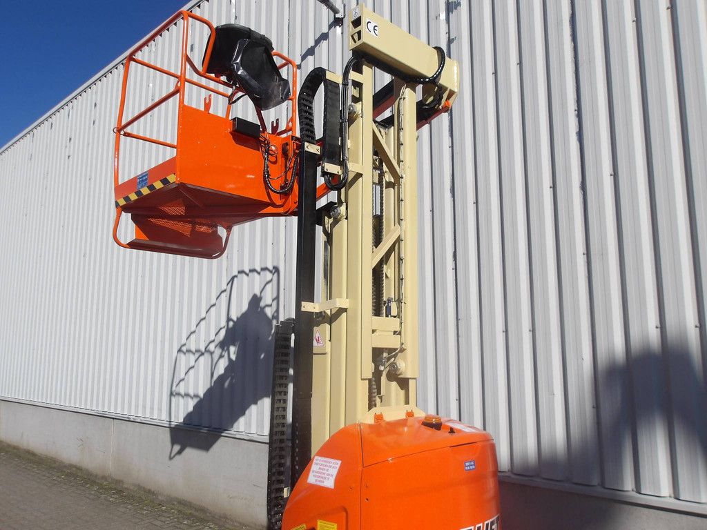 Mast lift Toucan 8E 8.20m Electric 2011