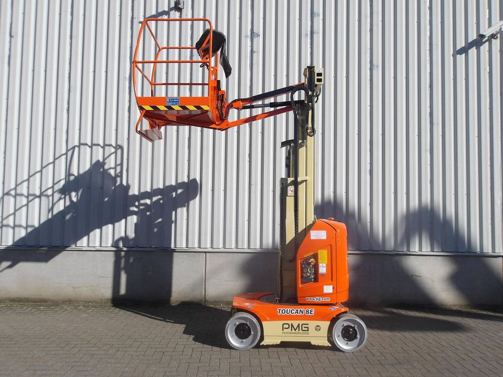 Mast lift Toucan 8E 8.20m Electric 2011
