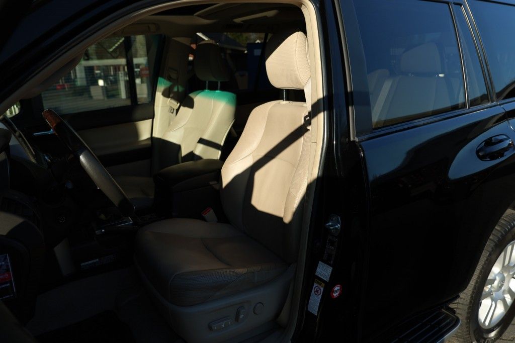 Toyota Landcruiser 150 3.0 D-4D 5DRS EXECUTIVE A/T 7 ZITS MARGE