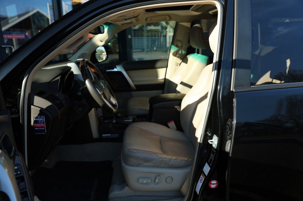 Toyota Landcruiser 150 3.0 D-4D 5DRS EXECUTIVE A/T 7 ZITS MARGE