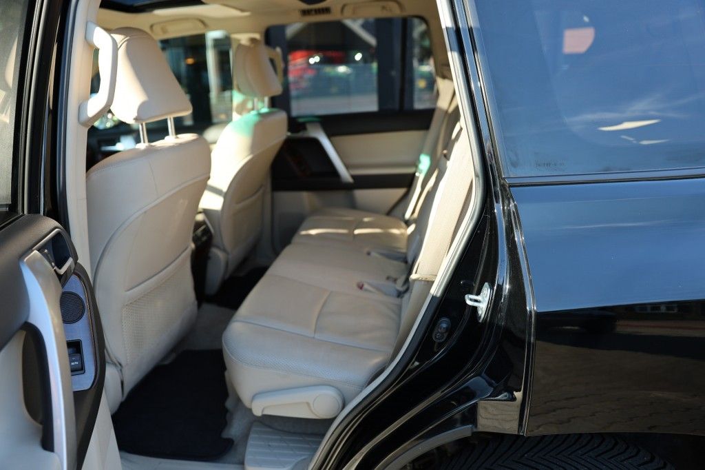 Toyota Landcruiser 150 3.0 D-4D 5DRS EXECUTIVE A/T 7 ZITS MARGE