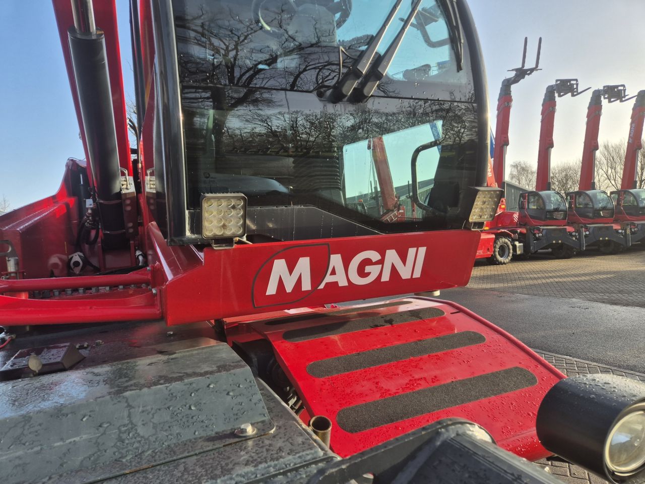 Gebruikte Magni RTH 5.25 roterende verreiker met hefhoogte 25 m