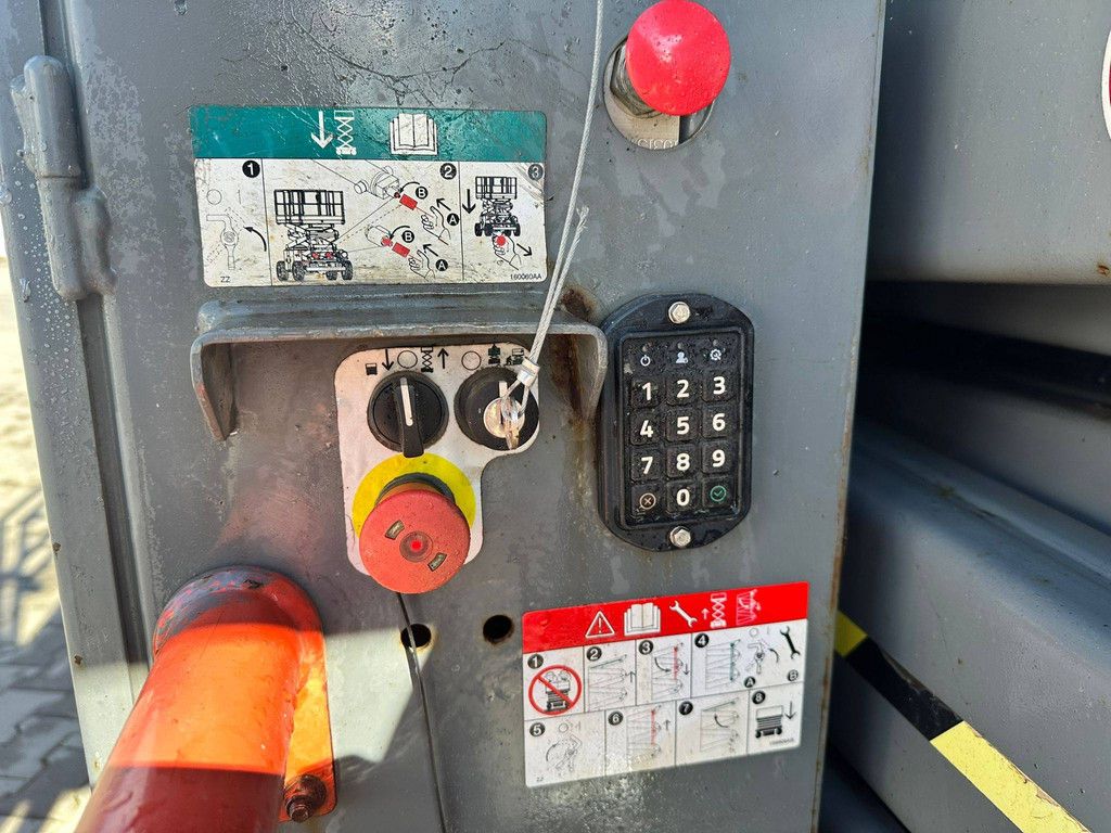 Scissor lift Skyjack SJ 8841 Diesel 14.5m 2017