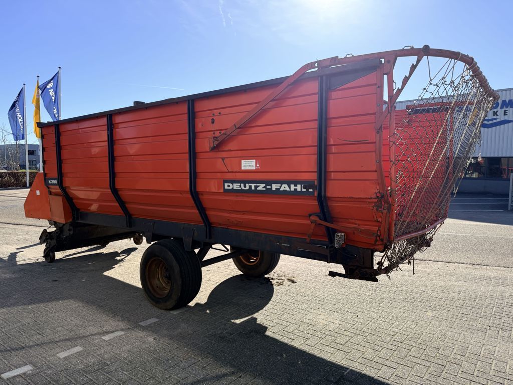 Deutz K390 Opraapwagen