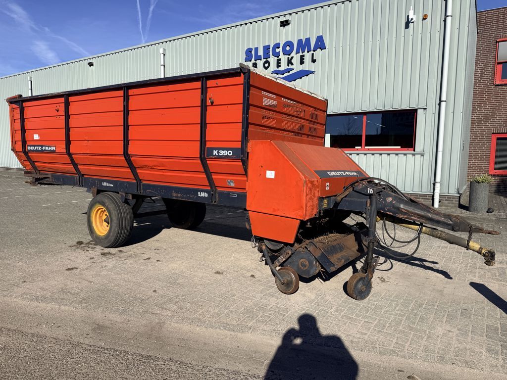Deutz K390 Opraapwagen