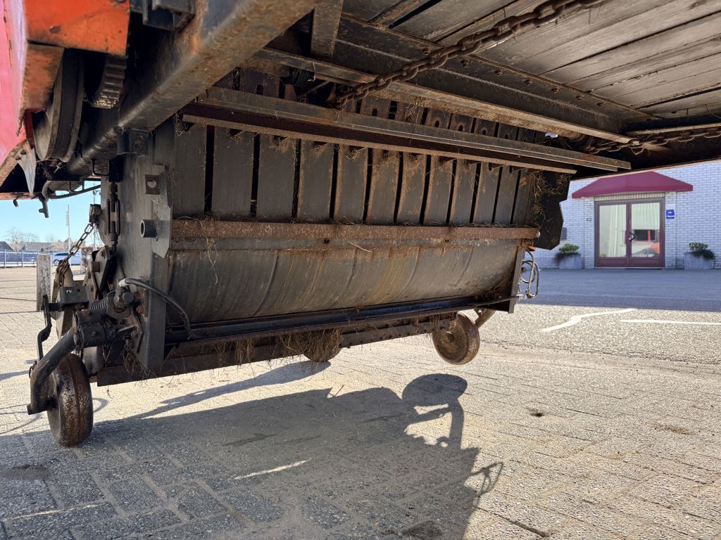 Deutz K390 Opraapwagen