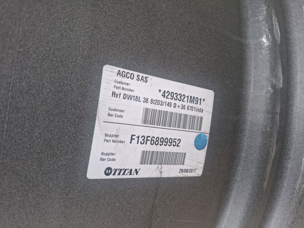 Massey Ferguson VELGEN 38X18 INCH