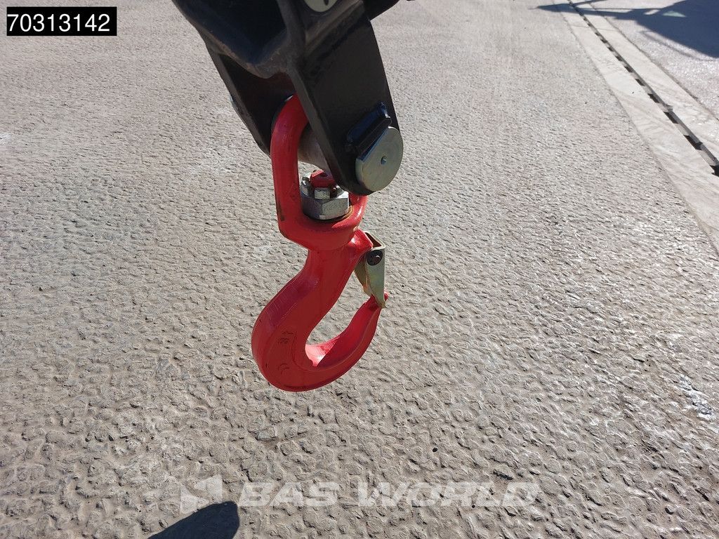 MAN TGS TGS 35.480 8X4 NEW! FASSI F275A Crane + HYVA 26-60 Hooklift Euro 6