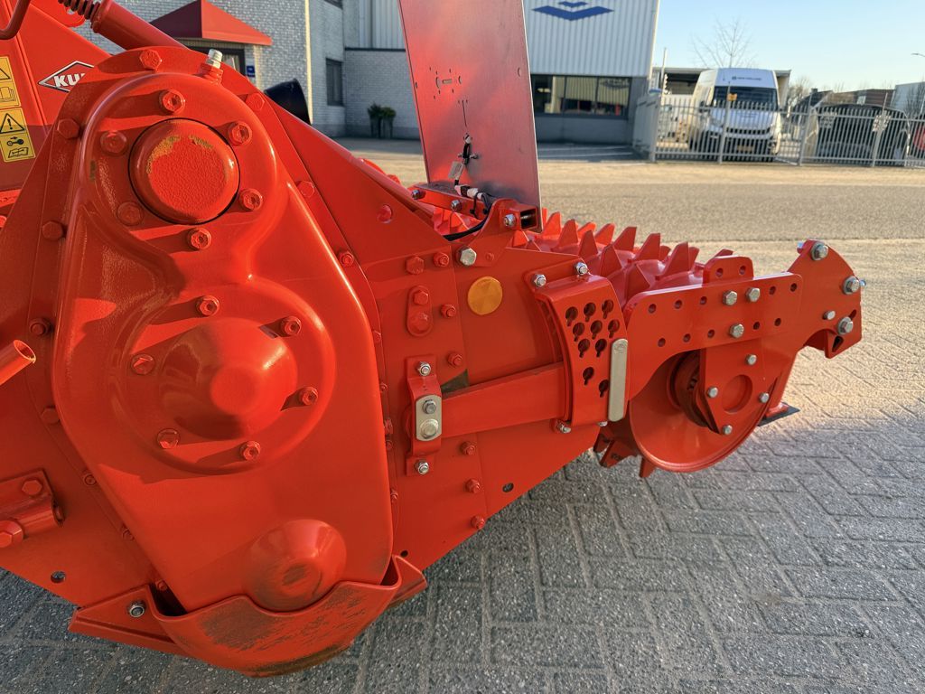 Kuhn EL162-300 Grondfrees