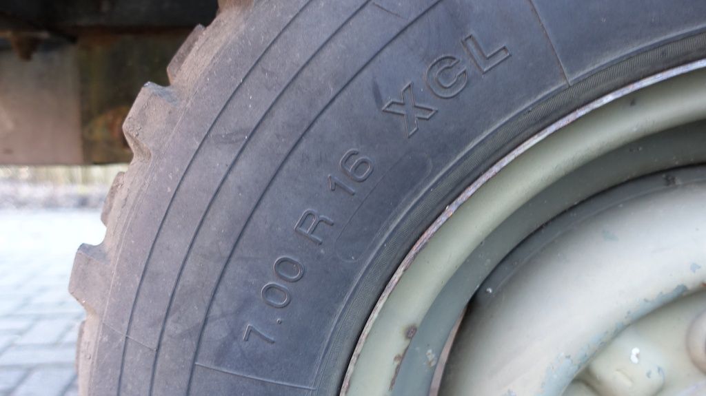 Saris Aanhanger ex leger met kenteken