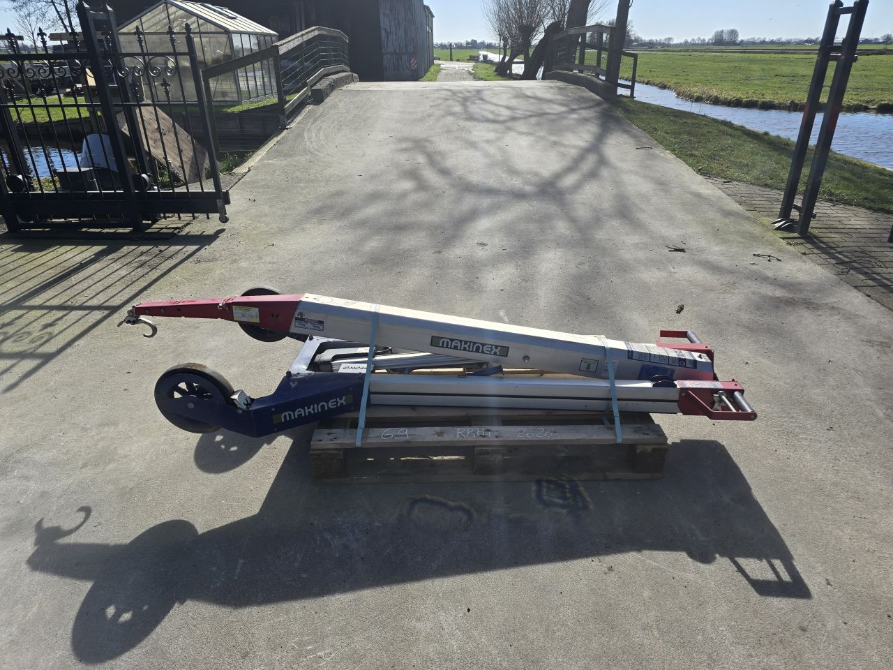 Makinex lift
