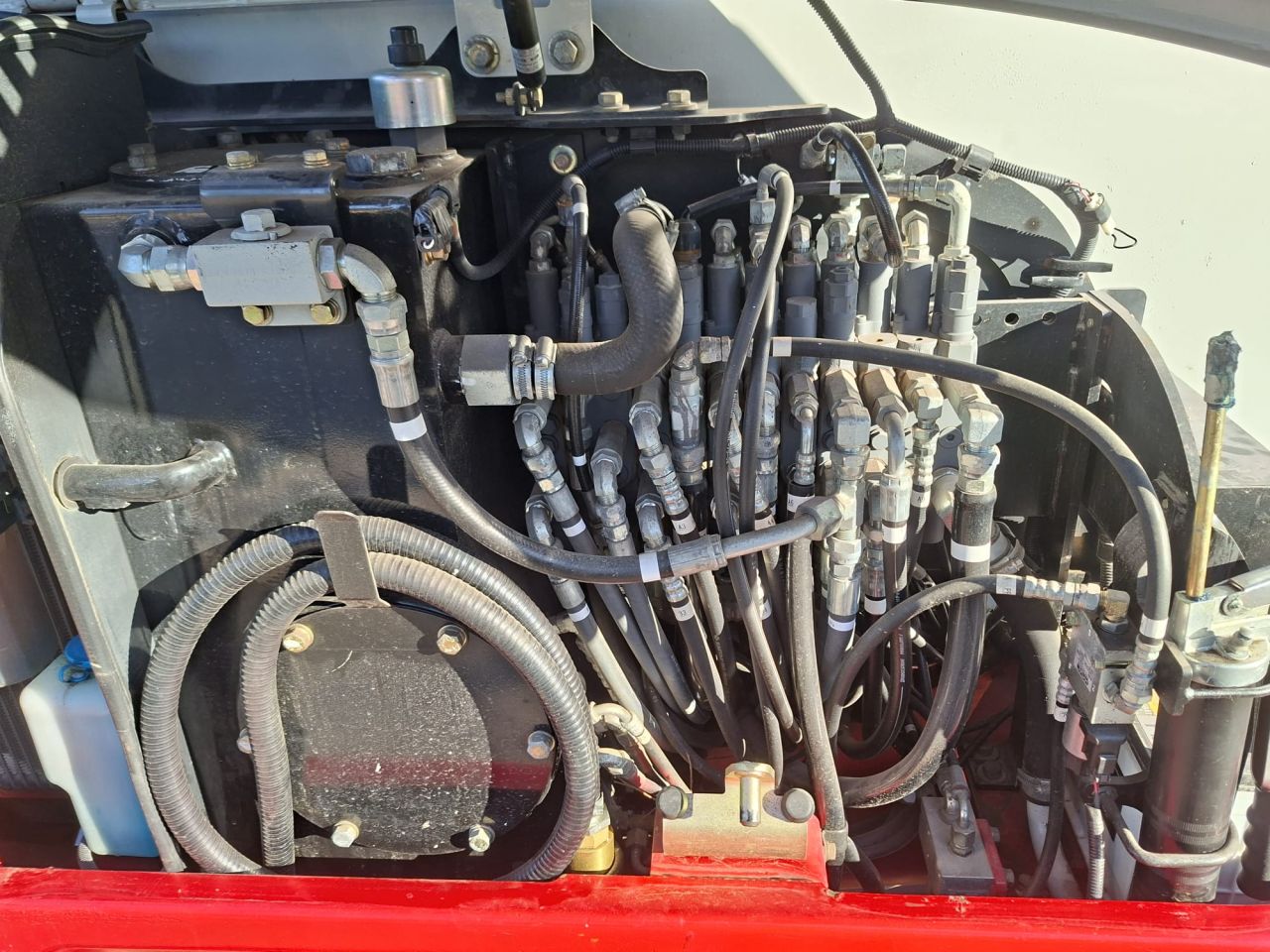 Takeuchi TB230 | bj 2016 | 4732uur | VERKOCHT