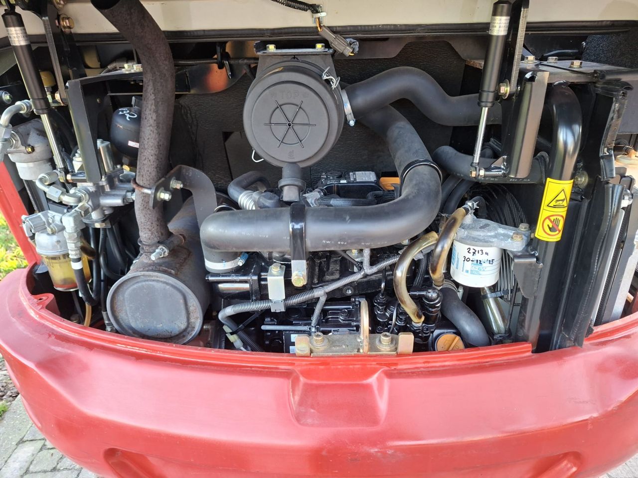 Takeuchi TB230 | bj 2017 | 2733uur | 3 bakken