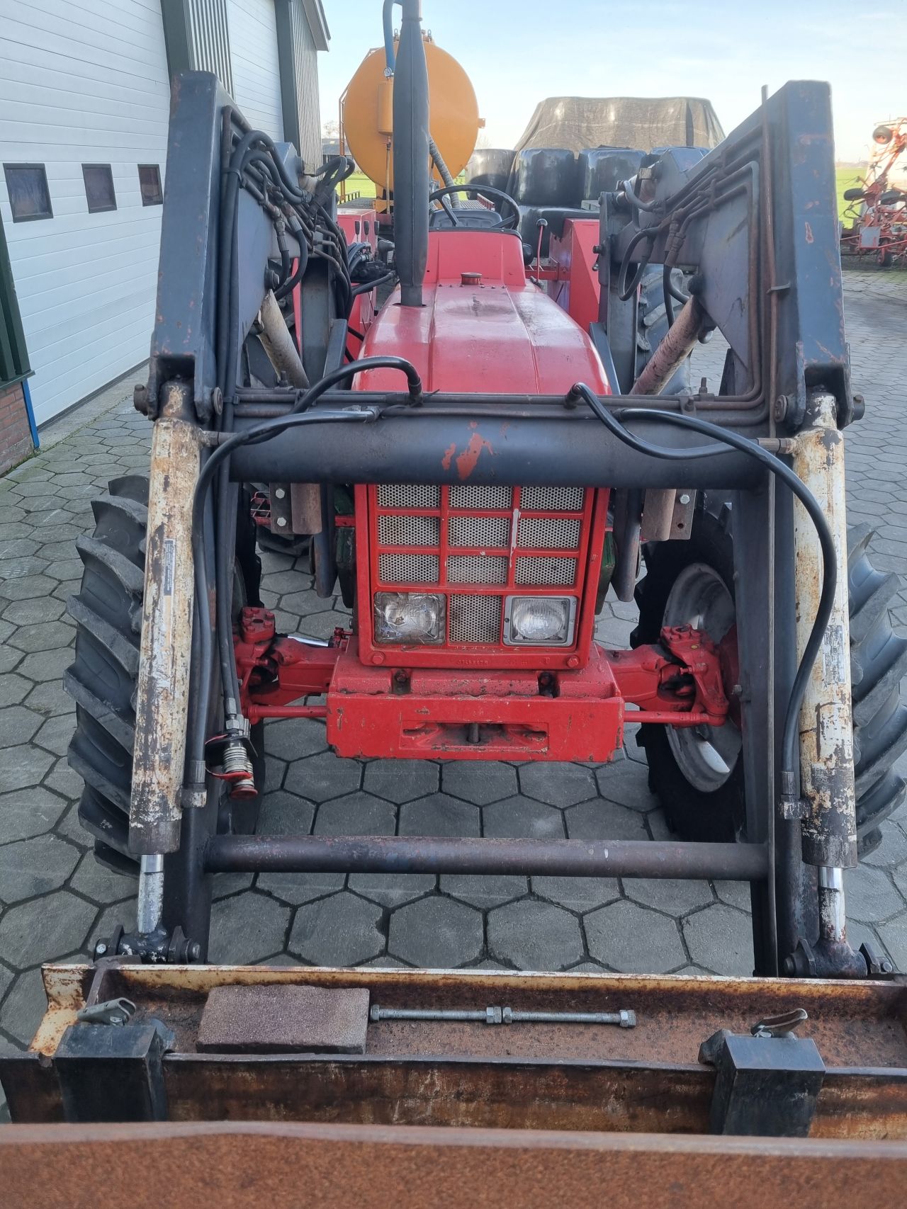Case international 844S tractor/trekker met voorlader
