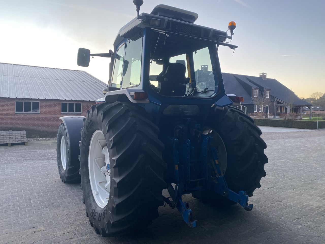 Nette Ford tw 15 dual power 40km