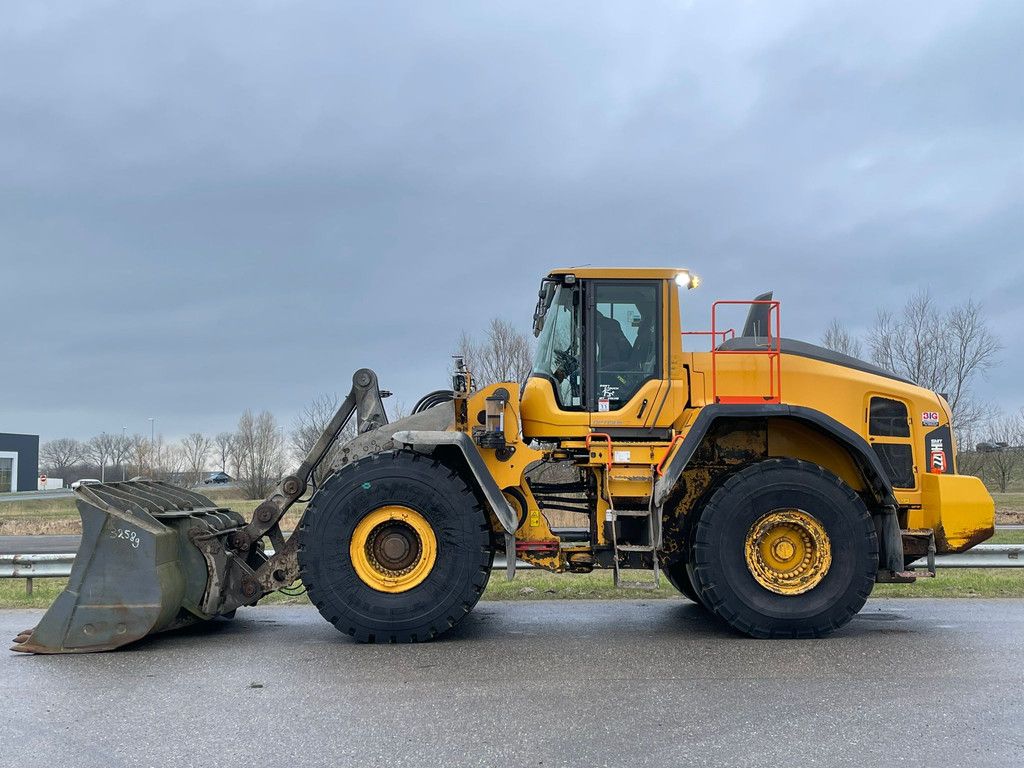 Volvo L220H