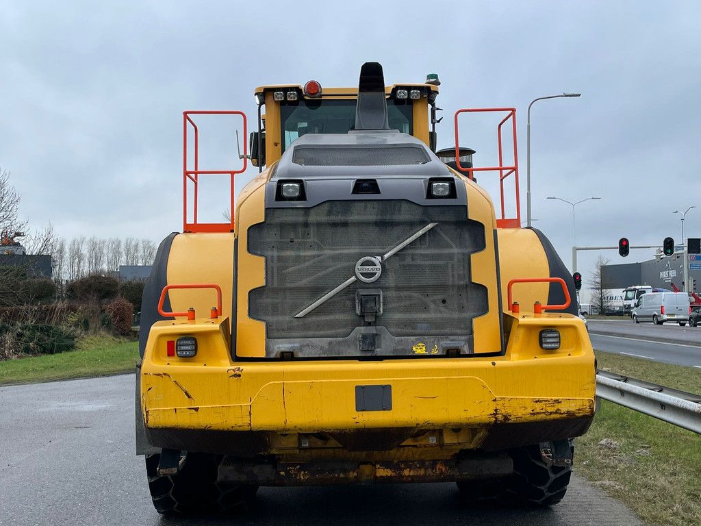 Volvo L220H