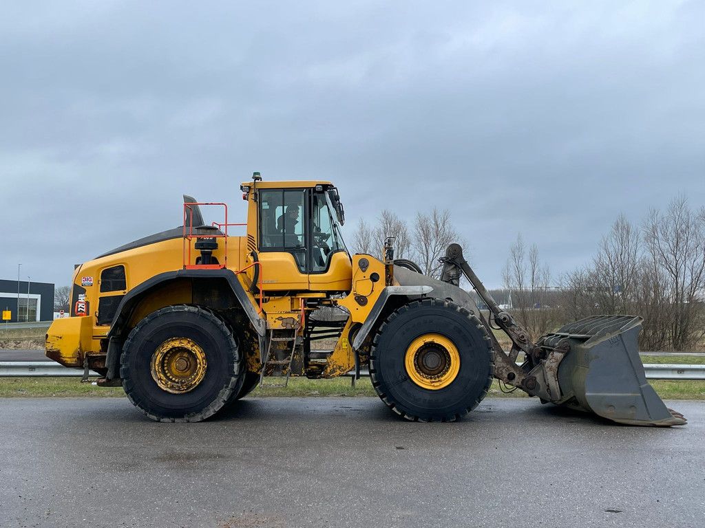 Volvo L220H